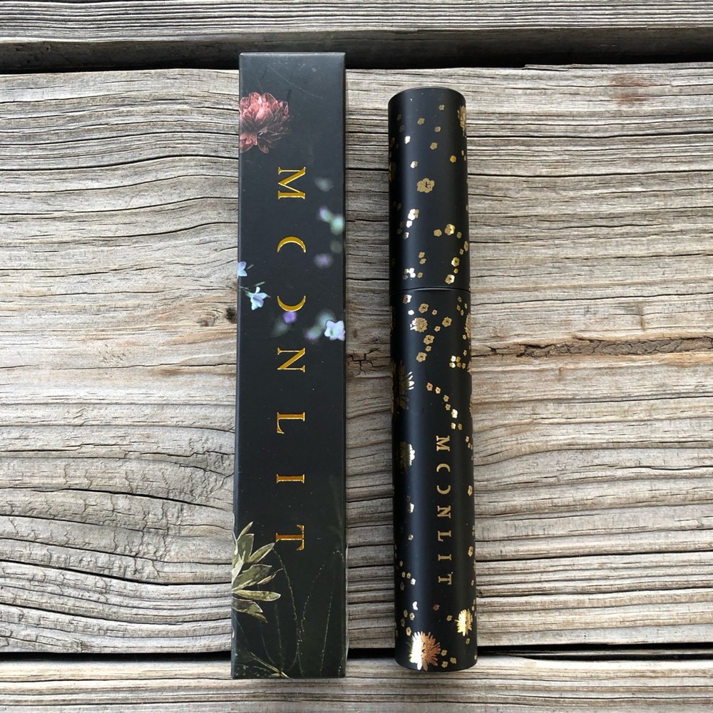 MOONLIT MAKEUP Primed For The Night Eyeshadow Primer